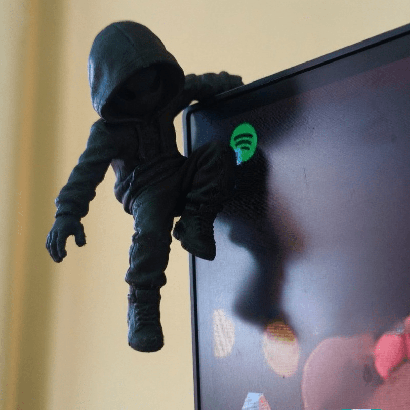Retro Gaming Accessories - Mini Estátua Alienígena com Capuz, Impressão